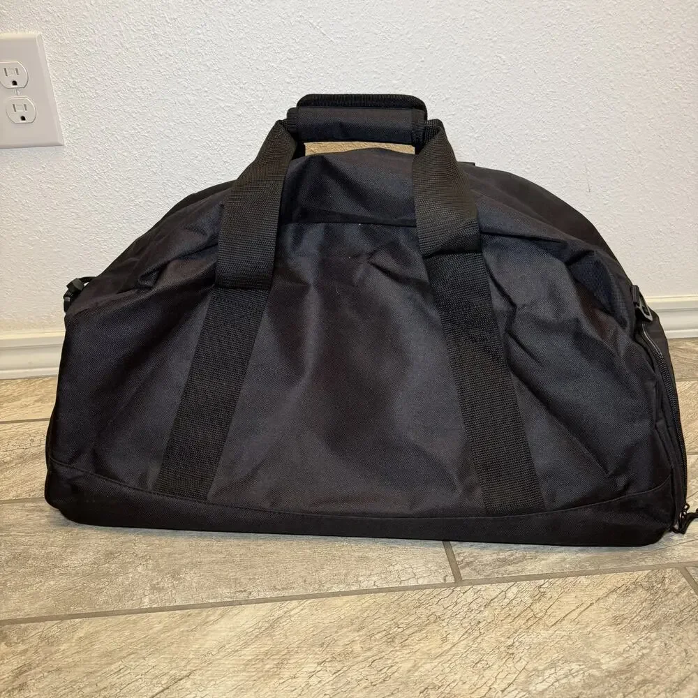 George Strait 2026 VIP Tour Duffle Bag-New